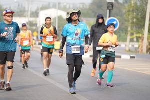 BIB: 100, 46689
                            <button type="button" onclick="openModal(9651296)" class="btn btn-primary btn-sm float-right btn-popup" data-toggle="modal" data-target=".modal-high-quality">
                        <i class="fas fa-shopping-cart"></i> Add to Cart
                    </button>
                                            <button type="button" onclick="isThisMe(9651296, true)" class="btn btn-success btn-sm float-right btn-popup btn-isme hidden" data-toggle="tooltip" data-placement="bottom" title="นี่คือรูปของคุณใช่ไหม คลิกที่นี่เพื่อเอาเข้าอัลบั้ม">
                        <i class="fas fa-plus"></i> Add to album
                    </button>
                    <button type="button" onclick="isThisMe(9651296, false)" class="btn btn-warning btn-sm float-right btn-popup btn-isnotme hidden">
                        <i class="fas fa-ban"></i> Remove from album
                    </button>
