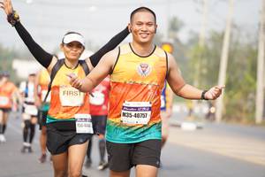 BIB: 40757, 414, 
                            <button type="button" onclick="openModal(9653272)" class="btn btn-primary btn-sm float-right btn-popup" data-toggle="modal" data-target=".modal-high-quality">
                        <i class="fas fa-shopping-cart"></i> Add to Cart
                    </button>
                                            <button type="button" onclick="isThisMe(9653272, true)" class="btn btn-success btn-sm float-right btn-popup btn-isme hidden" data-toggle="tooltip" data-placement="bottom" title="นี่คือรูปของคุณใช่ไหม คลิกที่นี่เพื่อเอาเข้าอัลบั้ม">
                        <i class="fas fa-plus"></i> Add to album
                    </button>
                    <button type="button" onclick="isThisMe(9653272, false)" class="btn btn-warning btn-sm float-right btn-popup btn-isnotme hidden">
                        <i class="fas fa-ban"></i> Remove from album
                    </button>