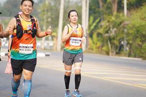 BIB: 40194, 42865
                            <button type="button" onclick="openModal(9651018)" class="btn btn-primary btn-sm float-right btn-popup" data-toggle="modal" data-target=".modal-high-quality">
                        <i class="fas fa-shopping-cart"></i> Add to Cart
                    </button>
                                            <button type="button" onclick="isThisMe(9651018, true)" class="btn btn-success btn-sm float-right btn-popup btn-isme hidden" data-toggle="tooltip" data-placement="bottom" title="นี่คือรูปของคุณใช่ไหม คลิกที่นี่เพื่อเอาเข้าอัลบั้ม">
                        <i class="fas fa-plus"></i> Add to album
                    </button>
                    <button type="button" onclick="isThisMe(9651018, false)" class="btn btn-warning btn-sm float-right btn-popup btn-isnotme hidden">
                        <i class="fas fa-ban"></i> Remove from album
                    </button>
