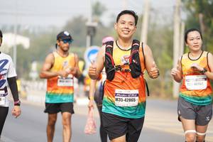 BIB: 40194, 42865
                            <button type="button" onclick="openModal(9651025)" class="btn btn-primary btn-sm float-right btn-popup" data-toggle="modal" data-target=".modal-high-quality">
                        <i class="fas fa-shopping-cart"></i> Add to Cart
                    </button>
                                            <button type="button" onclick="isThisMe(9651025, true)" class="btn btn-success btn-sm float-right btn-popup btn-isme hidden" data-toggle="tooltip" data-placement="bottom" title="นี่คือรูปของคุณใช่ไหม คลิกที่นี่เพื่อเอาเข้าอัลบั้ม">
                        <i class="fas fa-plus"></i> Add to album
                    </button>
                    <button type="button" onclick="isThisMe(9651025, false)" class="btn btn-warning btn-sm float-right btn-popup btn-isnotme hidden">
                        <i class="fas fa-ban"></i> Remove from album
                    </button>