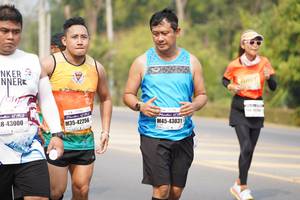 BIB: 43000, 42256, 43031
                            <button type="button" onclick="openModal(9661068)" class="btn btn-primary btn-sm float-right btn-popup" data-toggle="modal" data-target=".modal-high-quality">
                        <i class="fas fa-shopping-cart"></i> Add to Cart
                    </button>
                                            <button type="button" onclick="isThisMe(9661068, true)" class="btn btn-success btn-sm float-right btn-popup btn-isme hidden" data-toggle="tooltip" data-placement="bottom" title="นี่คือรูปของคุณใช่ไหม คลิกที่นี่เพื่อเอาเข้าอัลบั้ม">
                        <i class="fas fa-plus"></i> Add to album
                    </button>
                    <button type="button" onclick="isThisMe(9661068, false)" class="btn btn-warning btn-sm float-right btn-popup btn-isnotme hidden">
                        <i class="fas fa-ban"></i> Remove from album
                    </button>