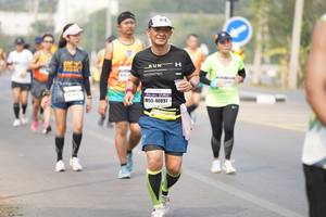 BIB: 40897
                            <button type="button" onclick="openModal(9659994)" class="btn btn-primary btn-sm float-right btn-popup" data-toggle="modal" data-target=".modal-high-quality">
                        <i class="fas fa-shopping-cart"></i> Add to Cart
                    </button>
                                            <button type="button" onclick="isThisMe(9659994, true)" class="btn btn-success btn-sm float-right btn-popup btn-isme hidden" data-toggle="tooltip" data-placement="bottom" title="นี่คือรูปของคุณใช่ไหม คลิกที่นี่เพื่อเอาเข้าอัลบั้ม">
                        <i class="fas fa-plus"></i> Add to album
                    </button>
                    <button type="button" onclick="isThisMe(9659994, false)" class="btn btn-warning btn-sm float-right btn-popup btn-isnotme hidden">
                        <i class="fas fa-ban"></i> Remove from album
                    </button>