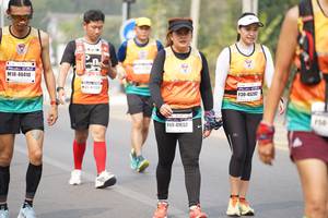 BIB: 40410, 4223, 45282, 41652
                            <button type="button" onclick="openModal(9659971)" class="btn btn-primary btn-sm float-right btn-popup" data-toggle="modal" data-target=".modal-high-quality">
                        <i class="fas fa-shopping-cart"></i> Add to Cart
                    </button>
                                            <button type="button" onclick="isThisMe(9659971, true)" class="btn btn-success btn-sm float-right btn-popup btn-isme hidden" data-toggle="tooltip" data-placement="bottom" title="นี่คือรูปของคุณใช่ไหม คลิกที่นี่เพื่อเอาเข้าอัลบั้ม">
                        <i class="fas fa-plus"></i> Add to album
                    </button>
                    <button type="button" onclick="isThisMe(9659971, false)" class="btn btn-warning btn-sm float-right btn-popup btn-isnotme hidden">
                        <i class="fas fa-ban"></i> Remove from album
                    </button>