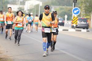 BIB: 4282
                            <button type="button" onclick="openModal(9659459)" class="btn btn-primary btn-sm float-right btn-popup" data-toggle="modal" data-target=".modal-high-quality">
                        <i class="fas fa-shopping-cart"></i> Add to Cart
                    </button>
                                            <button type="button" onclick="isThisMe(9659459, true)" class="btn btn-success btn-sm float-right btn-popup btn-isme hidden" data-toggle="tooltip" data-placement="bottom" title="นี่คือรูปของคุณใช่ไหม คลิกที่นี่เพื่อเอาเข้าอัลบั้ม">
                        <i class="fas fa-plus"></i> Add to album
                    </button>
                    <button type="button" onclick="isThisMe(9659459, false)" class="btn btn-warning btn-sm float-right btn-popup btn-isnotme hidden">
                        <i class="fas fa-ban"></i> Remove from album
                    </button>