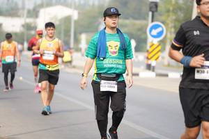 BIB: 43084
                            <button type="button" onclick="openModal(9657890)" class="btn btn-primary btn-sm float-right btn-popup" data-toggle="modal" data-target=".modal-high-quality">
                        <i class="fas fa-shopping-cart"></i> Add to Cart
                    </button>
                                            <button type="button" onclick="isThisMe(9657890, true)" class="btn btn-success btn-sm float-right btn-popup btn-isme hidden" data-toggle="tooltip" data-placement="bottom" title="นี่คือรูปของคุณใช่ไหม คลิกที่นี่เพื่อเอาเข้าอัลบั้ม">
                        <i class="fas fa-plus"></i> Add to album
                    </button>
                    <button type="button" onclick="isThisMe(9657890, false)" class="btn btn-warning btn-sm float-right btn-popup btn-isnotme hidden">
                        <i class="fas fa-ban"></i> Remove from album
                    </button>