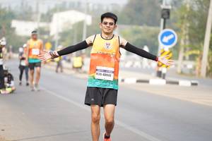 BIB: 40948
                            <button type="button" onclick="openModal(9659839)" class="btn btn-primary btn-sm float-right btn-popup" data-toggle="modal" data-target=".modal-high-quality">
                        <i class="fas fa-shopping-cart"></i> Add to Cart
                    </button>
                                            <button type="button" onclick="isThisMe(9659839, true)" class="btn btn-success btn-sm float-right btn-popup btn-isme hidden" data-toggle="tooltip" data-placement="bottom" title="นี่คือรูปของคุณใช่ไหม คลิกที่นี่เพื่อเอาเข้าอัลบั้ม">
                        <i class="fas fa-plus"></i> Add to album
                    </button>
                    <button type="button" onclick="isThisMe(9659839, false)" class="btn btn-warning btn-sm float-right btn-popup btn-isnotme hidden">
                        <i class="fas fa-ban"></i> Remove from album
                    </button>