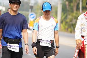 BIB: 48162, 48453
                            <button type="button" onclick="openModal(9659240)" class="btn btn-primary btn-sm float-right btn-popup" data-toggle="modal" data-target=".modal-high-quality">
                        <i class="fas fa-shopping-cart"></i> Add to Cart
                    </button>
                                            <button type="button" onclick="isThisMe(9659240, true)" class="btn btn-success btn-sm float-right btn-popup btn-isme hidden" data-toggle="tooltip" data-placement="bottom" title="นี่คือรูปของคุณใช่ไหม คลิกที่นี่เพื่อเอาเข้าอัลบั้ม">
                        <i class="fas fa-plus"></i> Add to album
                    </button>
                    <button type="button" onclick="isThisMe(9659240, false)" class="btn btn-warning btn-sm float-right btn-popup btn-isnotme hidden">
                        <i class="fas fa-ban"></i> Remove from album
                    </button>