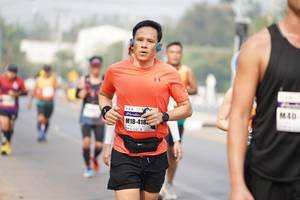 BIB: 418
                            <button type="button" onclick="openModal(9656672)" class="btn btn-primary btn-sm float-right btn-popup" data-toggle="modal" data-target=".modal-high-quality">
                        <i class="fas fa-shopping-cart"></i> Add to Cart
                    </button>
                                            <button type="button" onclick="isThisMe(9656672, true)" class="btn btn-success btn-sm float-right btn-popup btn-isme hidden" data-toggle="tooltip" data-placement="bottom" title="นี่คือรูปของคุณใช่ไหม คลิกที่นี่เพื่อเอาเข้าอัลบั้ม">
                        <i class="fas fa-plus"></i> Add to album
                    </button>
                    <button type="button" onclick="isThisMe(9656672, false)" class="btn btn-warning btn-sm float-right btn-popup btn-isnotme hidden">
                        <i class="fas fa-ban"></i> Remove from album
                    </button>