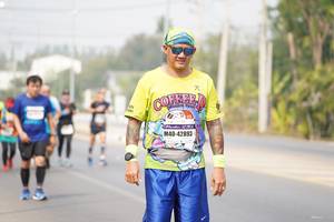 BIB: 42893
                            <button type="button" onclick="openModal(9660783)" class="btn btn-primary btn-sm float-right btn-popup" data-toggle="modal" data-target=".modal-high-quality">
                        <i class="fas fa-shopping-cart"></i> Add to Cart
                    </button>
                                            <button type="button" onclick="isThisMe(9660783, true)" class="btn btn-success btn-sm float-right btn-popup btn-isme hidden" data-toggle="tooltip" data-placement="bottom" title="นี่คือรูปของคุณใช่ไหม คลิกที่นี่เพื่อเอาเข้าอัลบั้ม">
                        <i class="fas fa-plus"></i> Add to album
                    </button>
                    <button type="button" onclick="isThisMe(9660783, false)" class="btn btn-warning btn-sm float-right btn-popup btn-isnotme hidden">
                        <i class="fas fa-ban"></i> Remove from album
                    </button>