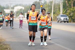 BIB: 40180
                            <button type="button" onclick="openModal(9660145)" class="btn btn-primary btn-sm float-right btn-popup" data-toggle="modal" data-target=".modal-high-quality">
                        <i class="fas fa-shopping-cart"></i> Add to Cart
                    </button>
                                            <button type="button" onclick="isThisMe(9660145, true)" class="btn btn-success btn-sm float-right btn-popup btn-isme hidden" data-toggle="tooltip" data-placement="bottom" title="นี่คือรูปของคุณใช่ไหม คลิกที่นี่เพื่อเอาเข้าอัลบั้ม">
                        <i class="fas fa-plus"></i> Add to album
                    </button>
                    <button type="button" onclick="isThisMe(9660145, false)" class="btn btn-warning btn-sm float-right btn-popup btn-isnotme hidden">
                        <i class="fas fa-ban"></i> Remove from album
                    </button>