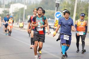 BIB: 42401, 4393
                            <button type="button" onclick="openModal(9658044)" class="btn btn-primary btn-sm float-right btn-popup" data-toggle="modal" data-target=".modal-high-quality">
                        <i class="fas fa-shopping-cart"></i> Add to Cart
                    </button>
                                            <button type="button" onclick="isThisMe(9658044, true)" class="btn btn-success btn-sm float-right btn-popup btn-isme hidden" data-toggle="tooltip" data-placement="bottom" title="นี่คือรูปของคุณใช่ไหม คลิกที่นี่เพื่อเอาเข้าอัลบั้ม">
                        <i class="fas fa-plus"></i> Add to album
                    </button>
                    <button type="button" onclick="isThisMe(9658044, false)" class="btn btn-warning btn-sm float-right btn-popup btn-isnotme hidden">
                        <i class="fas fa-ban"></i> Remove from album
                    </button>