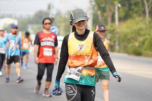 BIB: 423
                            <button type="button" onclick="openModal(9657850)" class="btn btn-primary btn-sm float-right btn-popup" data-toggle="modal" data-target=".modal-high-quality">
                        <i class="fas fa-shopping-cart"></i> Add to Cart
                    </button>
                                            <button type="button" onclick="isThisMe(9657850, true)" class="btn btn-success btn-sm float-right btn-popup btn-isme hidden" data-toggle="tooltip" data-placement="bottom" title="นี่คือรูปของคุณใช่ไหม คลิกที่นี่เพื่อเอาเข้าอัลบั้ม">
                        <i class="fas fa-plus"></i> Add to album
                    </button>
                    <button type="button" onclick="isThisMe(9657850, false)" class="btn btn-warning btn-sm float-right btn-popup btn-isnotme hidden">
                        <i class="fas fa-ban"></i> Remove from album
                    </button>