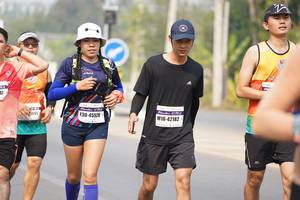 BIB: 195, 45526, 42182
                            <button type="button" onclick="openModal(9315663)" class="btn btn-primary btn-sm float-right btn-popup" data-toggle="modal" data-target=".modal-high-quality">
                        <i class="fas fa-shopping-cart"></i> Add to Cart
                    </button>
                                            <button type="button" onclick="isThisMe(9315663, true)" class="btn btn-success btn-sm float-right btn-popup btn-isme hidden" data-toggle="tooltip" data-placement="bottom" title="นี่คือรูปของคุณใช่ไหม คลิกที่นี่เพื่อเอาเข้าอัลบั้ม">
                        <i class="fas fa-plus"></i> Add to album
                    </button>
                    <button type="button" onclick="isThisMe(9315663, false)" class="btn btn-warning btn-sm float-right btn-popup btn-isnotme hidden">
                        <i class="fas fa-ban"></i> Remove from album
                    </button>