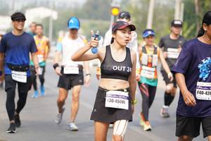 BIB: 426, 45041
                            <button type="button" onclick="openModal(9316287)" class="btn btn-primary btn-sm float-right btn-popup" data-toggle="modal" data-target=".modal-high-quality">
                        <i class="fas fa-shopping-cart"></i> Add to Cart
                    </button>
                                            <button type="button" onclick="isThisMe(9316287, true)" class="btn btn-success btn-sm float-right btn-popup btn-isme hidden" data-toggle="tooltip" data-placement="bottom" title="นี่คือรูปของคุณใช่ไหม คลิกที่นี่เพื่อเอาเข้าอัลบั้ม">
                        <i class="fas fa-plus"></i> Add to album
                    </button>
                    <button type="button" onclick="isThisMe(9316287, false)" class="btn btn-warning btn-sm float-right btn-popup btn-isnotme hidden">
                        <i class="fas fa-ban"></i> Remove from album
                    </button>