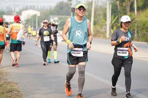 BIB: 40018, 4145
                            <button type="button" onclick="openModal(9317620)" class="btn btn-primary btn-sm float-right btn-popup" data-toggle="modal" data-target=".modal-high-quality">
                        <i class="fas fa-shopping-cart"></i> Add to Cart
                    </button>
                                            <button type="button" onclick="isThisMe(9317620, true)" class="btn btn-success btn-sm float-right btn-popup btn-isme hidden" data-toggle="tooltip" data-placement="bottom" title="นี่คือรูปของคุณใช่ไหม คลิกที่นี่เพื่อเอาเข้าอัลบั้ม">
                        <i class="fas fa-plus"></i> Add to album
                    </button>
                    <button type="button" onclick="isThisMe(9317620, false)" class="btn btn-warning btn-sm float-right btn-popup btn-isnotme hidden">
                        <i class="fas fa-ban"></i> Remove from album
                    </button>