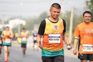 BIB: 42195, 48465, 48484
                            <button type="button" onclick="openModal(9308397)" class="btn btn-primary btn-sm float-right btn-popup" data-toggle="modal" data-target=".modal-high-quality">
                        <i class="fas fa-shopping-cart"></i> Add to Cart
                    </button>
                                            <button type="button" onclick="isThisMe(9308397, true)" class="btn btn-success btn-sm float-right btn-popup btn-isme hidden" data-toggle="tooltip" data-placement="bottom" title="นี่คือรูปของคุณใช่ไหม คลิกที่นี่เพื่อเอาเข้าอัลบั้ม">
                        <i class="fas fa-plus"></i> Add to album
                    </button>
                    <button type="button" onclick="isThisMe(9308397, false)" class="btn btn-warning btn-sm float-right btn-popup btn-isnotme hidden">
                        <i class="fas fa-ban"></i> Remove from album
                    </button>