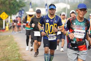 BIB: 130, 41523, 42617
                            <button type="button" onclick="openModal(9317031)" class="btn btn-primary btn-sm float-right btn-popup" data-toggle="modal" data-target=".modal-high-quality">
                        <i class="fas fa-shopping-cart"></i> Add to Cart
                    </button>
                                            <button type="button" onclick="isThisMe(9317031, true)" class="btn btn-success btn-sm float-right btn-popup btn-isme hidden" data-toggle="tooltip" data-placement="bottom" title="นี่คือรูปของคุณใช่ไหม คลิกที่นี่เพื่อเอาเข้าอัลบั้ม">
                        <i class="fas fa-plus"></i> Add to album
                    </button>
                    <button type="button" onclick="isThisMe(9317031, false)" class="btn btn-warning btn-sm float-right btn-popup btn-isnotme hidden">
                        <i class="fas fa-ban"></i> Remove from album
                    </button>