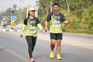BIB: 47201, 47615
                            <button type="button" onclick="openModal(9311330)" class="btn btn-primary btn-sm float-right btn-popup" data-toggle="modal" data-target=".modal-high-quality">
                        <i class="fas fa-shopping-cart"></i> Add to Cart
                    </button>
                                            <button type="button" onclick="isThisMe(9311330, true)" class="btn btn-success btn-sm float-right btn-popup btn-isme hidden" data-toggle="tooltip" data-placement="bottom" title="นี่คือรูปของคุณใช่ไหม คลิกที่นี่เพื่อเอาเข้าอัลบั้ม">
                        <i class="fas fa-plus"></i> Add to album
                    </button>
                    <button type="button" onclick="isThisMe(9311330, false)" class="btn btn-warning btn-sm float-right btn-popup btn-isnotme hidden">
                        <i class="fas fa-ban"></i> Remove from album
                    </button>