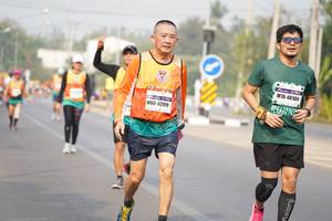BIB: 48104, 42919
                            <button type="button" onclick="openModal(9307824)" class="btn btn-primary btn-sm float-right btn-popup" data-toggle="modal" data-target=".modal-high-quality">
                        <i class="fas fa-shopping-cart"></i> Add to Cart
                    </button>
                                            <button type="button" onclick="isThisMe(9307824, true)" class="btn btn-success btn-sm float-right btn-popup btn-isme hidden" data-toggle="tooltip" data-placement="bottom" title="นี่คือรูปของคุณใช่ไหม คลิกที่นี่เพื่อเอาเข้าอัลบั้ม">
                        <i class="fas fa-plus"></i> Add to album
                    </button>
                    <button type="button" onclick="isThisMe(9307824, false)" class="btn btn-warning btn-sm float-right btn-popup btn-isnotme hidden">
                        <i class="fas fa-ban"></i> Remove from album
                    </button>