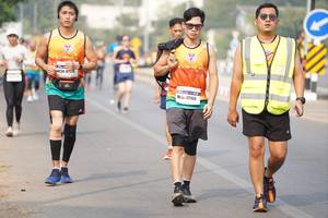 BIB: 47138, 41169
                            <button type="button" onclick="openModal(9312212)" class="btn btn-primary btn-sm float-right btn-popup" data-toggle="modal" data-target=".modal-high-quality">
                        <i class="fas fa-shopping-cart"></i> Add to Cart
                    </button>
                                            <button type="button" onclick="isThisMe(9312212, true)" class="btn btn-success btn-sm float-right btn-popup btn-isme hidden" data-toggle="tooltip" data-placement="bottom" title="นี่คือรูปของคุณใช่ไหม คลิกที่นี่เพื่อเอาเข้าอัลบั้ม">
                        <i class="fas fa-plus"></i> Add to album
                    </button>
                    <button type="button" onclick="isThisMe(9312212, false)" class="btn btn-warning btn-sm float-right btn-popup btn-isnotme hidden">
                        <i class="fas fa-ban"></i> Remove from album
                    </button>