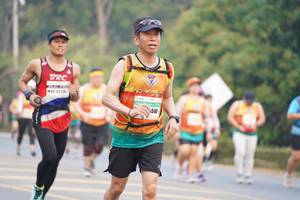 BIB: 5540
                            <button type="button" onclick="openModal(8665382)" class="btn btn-primary btn-sm float-right btn-popup" data-toggle="modal" data-target=".modal-high-quality">
                        <i class="fas fa-shopping-cart"></i> Add to Cart
                    </button>
                                            <button type="button" onclick="isThisMe(8665382, true)" class="btn btn-success btn-sm float-right btn-popup btn-isme hidden" data-toggle="tooltip" data-placement="bottom" title="นี่คือรูปของคุณใช่ไหม คลิกที่นี่เพื่อเอาเข้าอัลบั้ม">
                        <i class="fas fa-plus"></i> Add to album
                    </button>
                    <button type="button" onclick="isThisMe(8665382, false)" class="btn btn-warning btn-sm float-right btn-popup btn-isnotme hidden">
                        <i class="fas fa-ban"></i> Remove from album
                    </button>