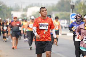 BIB: 46913
                            <button type="button" onclick="openModal(9317004)" class="btn btn-primary btn-sm float-right btn-popup" data-toggle="modal" data-target=".modal-high-quality">
                        <i class="fas fa-shopping-cart"></i> Add to Cart
                    </button>
                                            <button type="button" onclick="isThisMe(9317004, true)" class="btn btn-success btn-sm float-right btn-popup btn-isme hidden" data-toggle="tooltip" data-placement="bottom" title="นี่คือรูปของคุณใช่ไหม คลิกที่นี่เพื่อเอาเข้าอัลบั้ม">
                        <i class="fas fa-plus"></i> Add to album
                    </button>
                    <button type="button" onclick="isThisMe(9317004, false)" class="btn btn-warning btn-sm float-right btn-popup btn-isnotme hidden">
                        <i class="fas fa-ban"></i> Remove from album
                    </button>