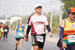 BIB: 8408, 47978
                            <button type="button" onclick="openModal(9310041)" class="btn btn-primary btn-sm float-right btn-popup" data-toggle="modal" data-target=".modal-high-quality">
                        <i class="fas fa-shopping-cart"></i> Add to Cart
                    </button>
                                            <button type="button" onclick="isThisMe(9310041, true)" class="btn btn-success btn-sm float-right btn-popup btn-isme hidden" data-toggle="tooltip" data-placement="bottom" title="นี่คือรูปของคุณใช่ไหม คลิกที่นี่เพื่อเอาเข้าอัลบั้ม">
                        <i class="fas fa-plus"></i> Add to album
                    </button>
                    <button type="button" onclick="isThisMe(9310041, false)" class="btn btn-warning btn-sm float-right btn-popup btn-isnotme hidden">
                        <i class="fas fa-ban"></i> Remove from album
                    </button>