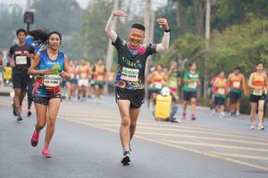 BIB: 184, 25289, 25084
                            <button type="button" onclick="openModal(9158247)" class="btn btn-primary btn-sm float-right btn-popup" data-toggle="modal" data-target=".modal-high-quality">
                        <i class="fas fa-shopping-cart"></i> Add to Cart
                    </button>
                                            <button type="button" onclick="isThisMe(9158247, true)" class="btn btn-success btn-sm float-right btn-popup btn-isme hidden" data-toggle="tooltip" data-placement="bottom" title="นี่คือรูปของคุณใช่ไหม คลิกที่นี่เพื่อเอาเข้าอัลบั้ม">
                        <i class="fas fa-plus"></i> Add to album
                    </button>
                    <button type="button" onclick="isThisMe(9158247, false)" class="btn btn-warning btn-sm float-right btn-popup btn-isnotme hidden">
                        <i class="fas fa-ban"></i> Remove from album
                    </button>