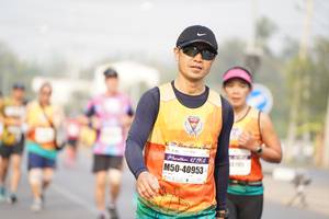 BIB: 1219, 40953
                            <button type="button" onclick="openModal(7573294)" class="btn btn-primary btn-sm float-right btn-popup" data-toggle="modal" data-target=".modal-high-quality">
                        <i class="fas fa-shopping-cart"></i> Add to Cart
                    </button>
                                            <button type="button" onclick="isThisMe(7573294, true)" class="btn btn-success btn-sm float-right btn-popup btn-isme hidden" data-toggle="tooltip" data-placement="bottom" title="นี่คือรูปของคุณใช่ไหม คลิกที่นี่เพื่อเอาเข้าอัลบั้ม">
                        <i class="fas fa-plus"></i> Add to album
                    </button>
                    <button type="button" onclick="isThisMe(7573294, false)" class="btn btn-warning btn-sm float-right btn-popup btn-isnotme hidden">
                        <i class="fas fa-ban"></i> Remove from album
                    </button>
