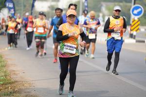 BIB: 40637
                            <button type="button" onclick="openModal(10363381)" class="btn btn-primary btn-sm float-right btn-popup" data-toggle="modal" data-target=".modal-high-quality">
                        <i class="fas fa-shopping-cart"></i> Add to Cart
                    </button>
                                            <button type="button" onclick="isThisMe(10363381, true)" class="btn btn-success btn-sm float-right btn-popup btn-isme hidden" data-toggle="tooltip" data-placement="bottom" title="นี่คือรูปของคุณใช่ไหม คลิกที่นี่เพื่อเอาเข้าอัลบั้ม">
                        <i class="fas fa-plus"></i> Add to album
                    </button>
                    <button type="button" onclick="isThisMe(10363381, false)" class="btn btn-warning btn-sm float-right btn-popup btn-isnotme hidden">
                        <i class="fas fa-ban"></i> Remove from album
                    </button>