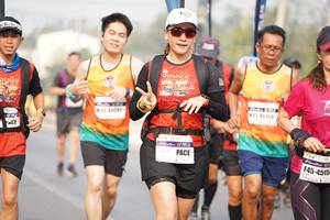 BIB: 46150, 40697, 4515, 
                            <button type="button" onclick="openModal(7553669)" class="btn btn-primary btn-sm float-right btn-popup" data-toggle="modal" data-target=".modal-high-quality">
                        <i class="fas fa-shopping-cart"></i> Add to Cart
                    </button>
                                            <button type="button" onclick="isThisMe(7553669, true)" class="btn btn-success btn-sm float-right btn-popup btn-isme hidden" data-toggle="tooltip" data-placement="bottom" title="นี่คือรูปของคุณใช่ไหม คลิกที่นี่เพื่อเอาเข้าอัลบั้ม">
                        <i class="fas fa-plus"></i> Add to album
                    </button>
                    <button type="button" onclick="isThisMe(7553669, false)" class="btn btn-warning btn-sm float-right btn-popup btn-isnotme hidden">
                        <i class="fas fa-ban"></i> Remove from album
                    </button>