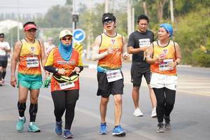 BIB: 401
                            <button type="button" onclick="openModal(9318159)" class="btn btn-primary btn-sm float-right btn-popup" data-toggle="modal" data-target=".modal-high-quality">
                        <i class="fas fa-shopping-cart"></i> Add to Cart
                    </button>
                                            <button type="button" onclick="isThisMe(9318159, true)" class="btn btn-success btn-sm float-right btn-popup btn-isme hidden" data-toggle="tooltip" data-placement="bottom" title="นี่คือรูปของคุณใช่ไหม คลิกที่นี่เพื่อเอาเข้าอัลบั้ม">
                        <i class="fas fa-plus"></i> Add to album
                    </button>
                    <button type="button" onclick="isThisMe(9318159, false)" class="btn btn-warning btn-sm float-right btn-popup btn-isnotme hidden">
                        <i class="fas fa-ban"></i> Remove from album
                    </button>