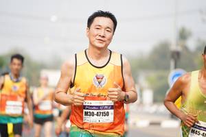 BIB: 42195, 47150
                            <button type="button" onclick="openModal(9307973)" class="btn btn-primary btn-sm float-right btn-popup" data-toggle="modal" data-target=".modal-high-quality">
                        <i class="fas fa-shopping-cart"></i> Add to Cart
                    </button>
                                            <button type="button" onclick="isThisMe(9307973, true)" class="btn btn-success btn-sm float-right btn-popup btn-isme hidden" data-toggle="tooltip" data-placement="bottom" title="นี่คือรูปของคุณใช่ไหม คลิกที่นี่เพื่อเอาเข้าอัลบั้ม">
                        <i class="fas fa-plus"></i> Add to album
                    </button>
                    <button type="button" onclick="isThisMe(9307973, false)" class="btn btn-warning btn-sm float-right btn-popup btn-isnotme hidden">
                        <i class="fas fa-ban"></i> Remove from album
                    </button>