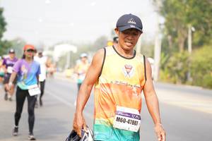 BIB: 421, 47807
                            <button type="button" onclick="openModal(9310259)" class="btn btn-primary btn-sm float-right btn-popup" data-toggle="modal" data-target=".modal-high-quality">
                        <i class="fas fa-shopping-cart"></i> Add to Cart
                    </button>
                                            <button type="button" onclick="isThisMe(9310259, true)" class="btn btn-success btn-sm float-right btn-popup btn-isme hidden" data-toggle="tooltip" data-placement="bottom" title="นี่คือรูปของคุณใช่ไหม คลิกที่นี่เพื่อเอาเข้าอัลบั้ม">
                        <i class="fas fa-plus"></i> Add to album
                    </button>
                    <button type="button" onclick="isThisMe(9310259, false)" class="btn btn-warning btn-sm float-right btn-popup btn-isnotme hidden">
                        <i class="fas fa-ban"></i> Remove from album
                    </button>