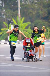BIB: 8402, 16531
                            <button type="button" onclick="openModal(7324614)" class="btn btn-primary btn-sm float-right btn-popup" data-toggle="modal" data-target=".modal-high-quality">
                        <i class="fas fa-shopping-cart"></i> Add to Cart
                    </button>
                                            <button type="button" onclick="isThisMe(7324614, true)" class="btn btn-success btn-sm float-right btn-popup btn-isme hidden" data-toggle="tooltip" data-placement="bottom" title="นี่คือรูปของคุณใช่ไหม คลิกที่นี่เพื่อเอาเข้าอัลบั้ม">
                        <i class="fas fa-plus"></i> Add to album
                    </button>
                    <button type="button" onclick="isThisMe(7324614, false)" class="btn btn-warning btn-sm float-right btn-popup btn-isnotme hidden">
                        <i class="fas fa-ban"></i> Remove from album
                    </button>