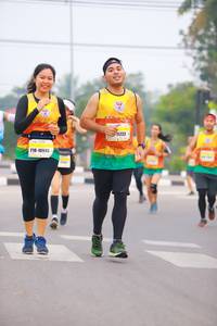 BIB: 132, 10945
                            <button type="button" onclick="openModal(7312888)" class="btn btn-primary btn-sm float-right btn-popup" data-toggle="modal" data-target=".modal-high-quality">
                        <i class="fas fa-shopping-cart"></i> Add to Cart
                    </button>
                                            <button type="button" onclick="isThisMe(7312888, true)" class="btn btn-success btn-sm float-right btn-popup btn-isme hidden" data-toggle="tooltip" data-placement="bottom" title="นี่คือรูปของคุณใช่ไหม คลิกที่นี่เพื่อเอาเข้าอัลบั้ม">
                        <i class="fas fa-plus"></i> Add to album
                    </button>
                    <button type="button" onclick="isThisMe(7312888, false)" class="btn btn-warning btn-sm float-right btn-popup btn-isnotme hidden">
                        <i class="fas fa-ban"></i> Remove from album
                    </button>