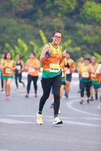 BIB: 15288
                            <button type="button" onclick="openModal(7323412)" class="btn btn-primary btn-sm float-right btn-popup" data-toggle="modal" data-target=".modal-high-quality">
                        <i class="fas fa-shopping-cart"></i> Add to Cart
                    </button>
                                            <button type="button" onclick="isThisMe(7323412, true)" class="btn btn-success btn-sm float-right btn-popup btn-isme hidden" data-toggle="tooltip" data-placement="bottom" title="นี่คือรูปของคุณใช่ไหม คลิกที่นี่เพื่อเอาเข้าอัลบั้ม">
                        <i class="fas fa-plus"></i> Add to album
                    </button>
                    <button type="button" onclick="isThisMe(7323412, false)" class="btn btn-warning btn-sm float-right btn-popup btn-isnotme hidden">
                        <i class="fas fa-ban"></i> Remove from album
                    </button>