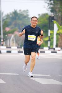 BIB: 15278
                            <button type="button" onclick="openModal(7311677)" class="btn btn-primary btn-sm float-right btn-popup" data-toggle="modal" data-target=".modal-high-quality">
                        <i class="fas fa-shopping-cart"></i> Add to Cart
                    </button>
                                            <button type="button" onclick="isThisMe(7311677, true)" class="btn btn-success btn-sm float-right btn-popup btn-isme hidden" data-toggle="tooltip" data-placement="bottom" title="นี่คือรูปของคุณใช่ไหม คลิกที่นี่เพื่อเอาเข้าอัลบั้ม">
                        <i class="fas fa-plus"></i> Add to album
                    </button>
                    <button type="button" onclick="isThisMe(7311677, false)" class="btn btn-warning btn-sm float-right btn-popup btn-isnotme hidden">
                        <i class="fas fa-ban"></i> Remove from album
                    </button>