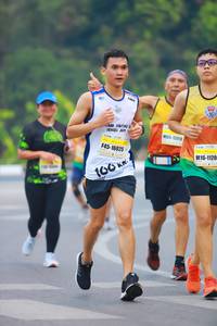 BIB: 15918, 16025, 1120, 100, 
                            <button type="button" onclick="openModal(7311060)" class="btn btn-primary btn-sm float-right btn-popup" data-toggle="modal" data-target=".modal-high-quality">
                        <i class="fas fa-shopping-cart"></i> Add to Cart
                    </button>
                                            <button type="button" onclick="isThisMe(7311060, true)" class="btn btn-success btn-sm float-right btn-popup btn-isme hidden" data-toggle="tooltip" data-placement="bottom" title="นี่คือรูปของคุณใช่ไหม คลิกที่นี่เพื่อเอาเข้าอัลบั้ม">
                        <i class="fas fa-plus"></i> Add to album
                    </button>
                    <button type="button" onclick="isThisMe(7311060, false)" class="btn btn-warning btn-sm float-right btn-popup btn-isnotme hidden">
                        <i class="fas fa-ban"></i> Remove from album
                    </button>