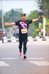 BIB: 11111
                            <button type="button" onclick="openModal(7304706)" class="btn btn-primary btn-sm float-right btn-popup" data-toggle="modal" data-target=".modal-high-quality">
                        <i class="fas fa-shopping-cart"></i> Add to Cart
                    </button>
                                            <button type="button" onclick="isThisMe(7304706, true)" class="btn btn-success btn-sm float-right btn-popup btn-isme hidden" data-toggle="tooltip" data-placement="bottom" title="นี่คือรูปของคุณใช่ไหม คลิกที่นี่เพื่อเอาเข้าอัลบั้ม">
                        <i class="fas fa-plus"></i> Add to album
                    </button>
                    <button type="button" onclick="isThisMe(7304706, false)" class="btn btn-warning btn-sm float-right btn-popup btn-isnotme hidden">
                        <i class="fas fa-ban"></i> Remove from album
                    </button>