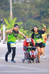 BIB: 8404, 16531, 16715
                            <button type="button" onclick="openModal(7324619)" class="btn btn-primary btn-sm float-right btn-popup" data-toggle="modal" data-target=".modal-high-quality">
                        <i class="fas fa-shopping-cart"></i> Add to Cart
                    </button>
                                            <button type="button" onclick="isThisMe(7324619, true)" class="btn btn-success btn-sm float-right btn-popup btn-isme hidden" data-toggle="tooltip" data-placement="bottom" title="นี่คือรูปของคุณใช่ไหม คลิกที่นี่เพื่อเอาเข้าอัลบั้ม">
                        <i class="fas fa-plus"></i> Add to album
                    </button>
                    <button type="button" onclick="isThisMe(7324619, false)" class="btn btn-warning btn-sm float-right btn-popup btn-isnotme hidden">
                        <i class="fas fa-ban"></i> Remove from album
                    </button>