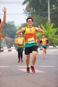 BIB: 10988
                            <button type="button" onclick="openModal(7306196)" class="btn btn-primary btn-sm float-right btn-popup" data-toggle="modal" data-target=".modal-high-quality">
                        <i class="fas fa-shopping-cart"></i> Add to Cart
                    </button>
                                            <button type="button" onclick="isThisMe(7306196, true)" class="btn btn-success btn-sm float-right btn-popup btn-isme hidden" data-toggle="tooltip" data-placement="bottom" title="นี่คือรูปของคุณใช่ไหม คลิกที่นี่เพื่อเอาเข้าอัลบั้ม">
                        <i class="fas fa-plus"></i> Add to album
                    </button>
                    <button type="button" onclick="isThisMe(7306196, false)" class="btn btn-warning btn-sm float-right btn-popup btn-isnotme hidden">
                        <i class="fas fa-ban"></i> Remove from album
                    </button>