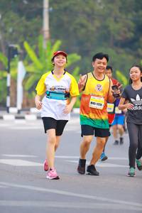 BIB: 1120
                            <button type="button" onclick="openModal(7323821)" class="btn btn-primary btn-sm float-right btn-popup" data-toggle="modal" data-target=".modal-high-quality">
                        <i class="fas fa-shopping-cart"></i> Add to Cart
                    </button>
                                            <button type="button" onclick="isThisMe(7323821, true)" class="btn btn-success btn-sm float-right btn-popup btn-isme hidden" data-toggle="tooltip" data-placement="bottom" title="นี่คือรูปของคุณใช่ไหม คลิกที่นี่เพื่อเอาเข้าอัลบั้ม">
                        <i class="fas fa-plus"></i> Add to album
                    </button>
                    <button type="button" onclick="isThisMe(7323821, false)" class="btn btn-warning btn-sm float-right btn-popup btn-isnotme hidden">
                        <i class="fas fa-ban"></i> Remove from album
                    </button>