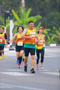 BIB: 17050, 142
                            <button type="button" onclick="openModal(7316152)" class="btn btn-primary btn-sm float-right btn-popup" data-toggle="modal" data-target=".modal-high-quality">
                        <i class="fas fa-shopping-cart"></i> Add to Cart
                    </button>
                                            <button type="button" onclick="isThisMe(7316152, true)" class="btn btn-success btn-sm float-right btn-popup btn-isme hidden" data-toggle="tooltip" data-placement="bottom" title="นี่คือรูปของคุณใช่ไหม คลิกที่นี่เพื่อเอาเข้าอัลบั้ม">
                        <i class="fas fa-plus"></i> Add to album
                    </button>
                    <button type="button" onclick="isThisMe(7316152, false)" class="btn btn-warning btn-sm float-right btn-popup btn-isnotme hidden">
                        <i class="fas fa-ban"></i> Remove from album
                    </button>