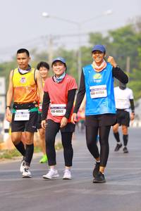 BIB: 45055, 40522
                            <button type="button" onclick="openModal(7310956)" class="btn btn-primary btn-sm float-right btn-popup" data-toggle="modal" data-target=".modal-high-quality">
                        <i class="fas fa-shopping-cart"></i> Add to Cart
                    </button>
                                            <button type="button" onclick="isThisMe(7310956, true)" class="btn btn-success btn-sm float-right btn-popup btn-isme hidden" data-toggle="tooltip" data-placement="bottom" title="นี่คือรูปของคุณใช่ไหม คลิกที่นี่เพื่อเอาเข้าอัลบั้ม">
                        <i class="fas fa-plus"></i> Add to album
                    </button>
                    <button type="button" onclick="isThisMe(7310956, false)" class="btn btn-warning btn-sm float-right btn-popup btn-isnotme hidden">
                        <i class="fas fa-ban"></i> Remove from album
                    </button>