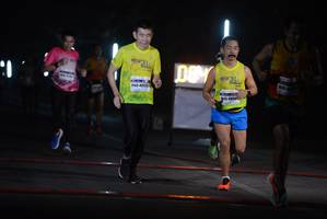 BIB: 402, 4808
                            <button type="button" onclick="openModal(8360846)" class="btn btn-primary btn-sm float-right btn-popup" data-toggle="modal" data-target=".modal-high-quality">
                        <i class="fas fa-shopping-cart"></i> Add to Cart
                    </button>
                                            <button type="button" onclick="isThisMe(8360846, true)" class="btn btn-success btn-sm float-right btn-popup btn-isme hidden" data-toggle="tooltip" data-placement="bottom" title="นี่คือรูปของคุณใช่ไหม คลิกที่นี่เพื่อเอาเข้าอัลบั้ม">
                        <i class="fas fa-plus"></i> Add to album
                    </button>
                    <button type="button" onclick="isThisMe(8360846, false)" class="btn btn-warning btn-sm float-right btn-popup btn-isnotme hidden">
                        <i class="fas fa-ban"></i> Remove from album
                    </button>