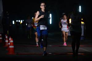 BIB: 4202
                            <button type="button" onclick="openModal(8355207)" class="btn btn-primary btn-sm float-right btn-popup" data-toggle="modal" data-target=".modal-high-quality">
                        <i class="fas fa-shopping-cart"></i> Add to Cart
                    </button>
                                            <button type="button" onclick="isThisMe(8355207, true)" class="btn btn-success btn-sm float-right btn-popup btn-isme hidden" data-toggle="tooltip" data-placement="bottom" title="นี่คือรูปของคุณใช่ไหม คลิกที่นี่เพื่อเอาเข้าอัลบั้ม">
                        <i class="fas fa-plus"></i> Add to album
                    </button>
                    <button type="button" onclick="isThisMe(8355207, false)" class="btn btn-warning btn-sm float-right btn-popup btn-isnotme hidden">
                        <i class="fas fa-ban"></i> Remove from album
                    </button>