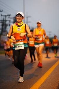 BIB: 20180
                            <button type="button" onclick="openModal(10333116)" class="btn btn-primary btn-sm float-right btn-popup" data-toggle="modal" data-target=".modal-high-quality">
                        <i class="fas fa-shopping-cart"></i> Add to Cart
                    </button>
                                            <button type="button" onclick="isThisMe(10333116, true)" class="btn btn-success btn-sm float-right btn-popup btn-isme hidden" data-toggle="tooltip" data-placement="bottom" title="นี่คือรูปของคุณใช่ไหม คลิกที่นี่เพื่อเอาเข้าอัลบั้ม">
                        <i class="fas fa-plus"></i> Add to album
                    </button>
                    <button type="button" onclick="isThisMe(10333116, false)" class="btn btn-warning btn-sm float-right btn-popup btn-isnotme hidden">
                        <i class="fas fa-ban"></i> Remove from album
                    </button>