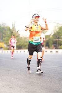 BIB: 4110
                            <button type="button" onclick="openModal(7541013)" class="btn btn-primary btn-sm float-right btn-popup" data-toggle="modal" data-target=".modal-high-quality">
                        <i class="fas fa-shopping-cart"></i> Add to Cart
                    </button>
                                            <button type="button" onclick="isThisMe(7541013, true)" class="btn btn-success btn-sm float-right btn-popup btn-isme hidden" data-toggle="tooltip" data-placement="bottom" title="นี่คือรูปของคุณใช่ไหม คลิกที่นี่เพื่อเอาเข้าอัลบั้ม">
                        <i class="fas fa-plus"></i> Add to album
                    </button>
                    <button type="button" onclick="isThisMe(7541013, false)" class="btn btn-warning btn-sm float-right btn-popup btn-isnotme hidden">
                        <i class="fas fa-ban"></i> Remove from album
                    </button>