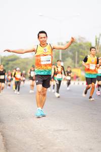 BIB: 4159
                            <button type="button" onclick="openModal(7698002)" class="btn btn-primary btn-sm float-right btn-popup" data-toggle="modal" data-target=".modal-high-quality">
                        <i class="fas fa-shopping-cart"></i> Add to Cart
                    </button>
                                            <button type="button" onclick="isThisMe(7698002, true)" class="btn btn-success btn-sm float-right btn-popup btn-isme hidden" data-toggle="tooltip" data-placement="bottom" title="นี่คือรูปของคุณใช่ไหม คลิกที่นี่เพื่อเอาเข้าอัลบั้ม">
                        <i class="fas fa-plus"></i> Add to album
                    </button>
                    <button type="button" onclick="isThisMe(7698002, false)" class="btn btn-warning btn-sm float-right btn-popup btn-isnotme hidden">
                        <i class="fas fa-ban"></i> Remove from album
                    </button>